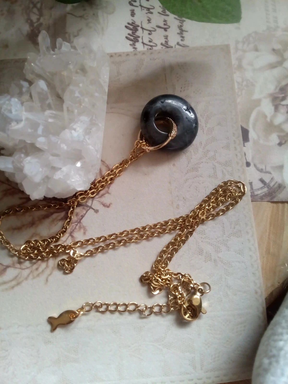 Collier avec pendentif en labradorite – photo 2